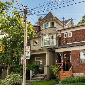 Cozy 5 Bedroom House In Downtown By Globalstay Guest house